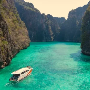 🏝️ Excursion Phi Phi, Maya Bay & Khai Island en Catamaran de Vitesse