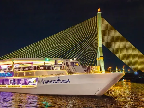 🍛 Dîner-Croisière Indien sur la Rivière Chao Phraya – Bangkok