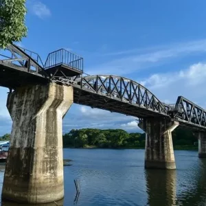 🌉 Visite de Kanchanaburi & Rivière Kwai – Journée complète depuis Bangkok