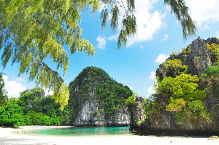 🌿 Excursion à Hong Island – Krabi longtail speedboat