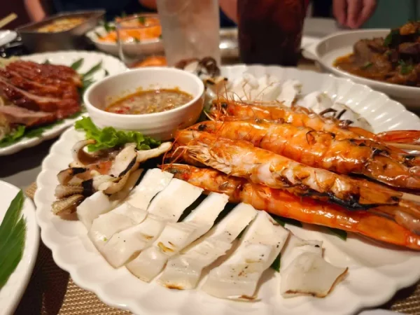 🛥️ Croisière dîner Bangkok Chao Phraya – Départ Asiatique – Image 4