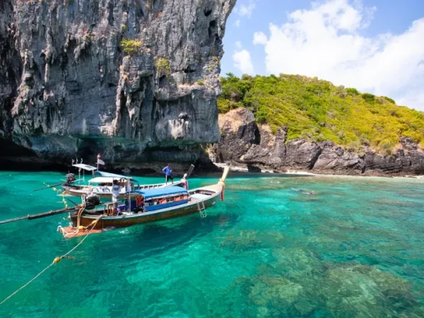 🏝️ Excursion en Speedboat à Phi Phi, Maya Bay & Bamboo Island – Image 2