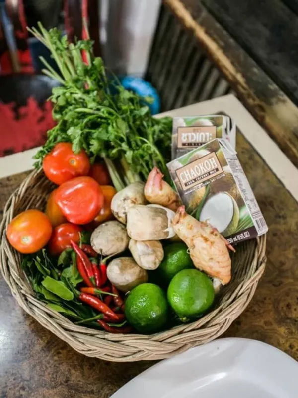 🍜 Cours privé de cuisine thaïlandaise dans une maison traditionnelle au bord de la rivière (Baan Chao Na) – Image 3
