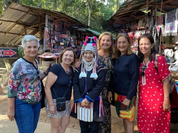 🐘 Combo Aventure Chiang Mai : Éléphants, Karen Long Neck, Rafting & Tyrolienne