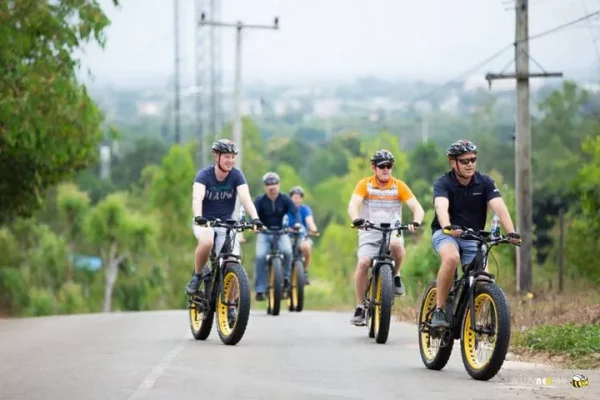 🚴‍♂️ Chiang Mai Hilly eBike Trip – Demi-journée immersive